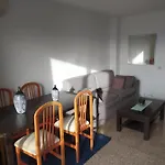 habitación doble en apartamento compartido dream in malaga, junto a Vialia y playa