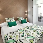 INMálaga Santos Suites 1