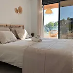Tropical Penthouse With Big Roof Terrace