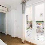 Picasso Center Apartment