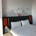 Easyhotel Malaga City Centre