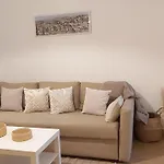 Del Parque Flats Mitjana