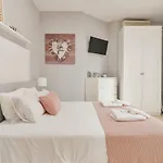 C14 - Nice Studio Close To Historical Center