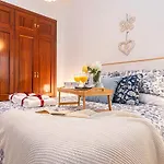 -Malagasunapts- Central&Quite Apartment