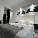 Dama modern y luxury