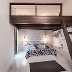 Spacious Loft In The Historic Center