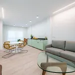 Exclusive Alameda - Central Apartment