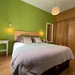 Amazing Apartment In The Heart Of Malaga Pool & Free Parking