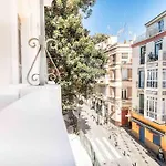 Chic Apartment In The Heart Of Malaga By Rems
