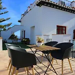 Villa Clavero Five Premium Apt