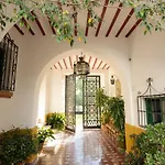 Villa Clavero Five Premium Apt