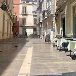 Bakari Centro