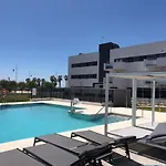 Bajo Con Jardin En Primera Linea De Playa