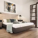 Central&spacious apartment