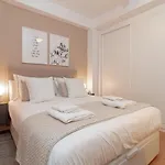 C24 Fantastic 4 Bedroom With Terrace