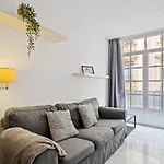 Cozy Cathedral Apartment in Málaga