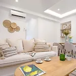 Genteel Home Teatro Soho