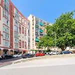 El Balcon De Los Pintores