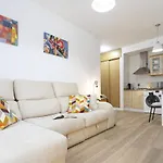 -Malagasunapts-Cervantes Pool&Parking