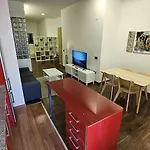 Brand New Apart Mlg City Center!