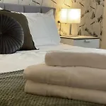 Charming 1 Bedroom Suite In Malaga-Hosted By Sweetstay