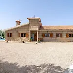 Relajante Villa Con Vistas, Piscina Y Parking