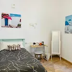 Málaka Room