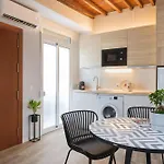 Quiet Apartment In The Center
