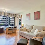 Metropolitan Apartment