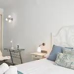 Lovely Central Suite