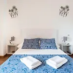 Ayala Beach Apartment