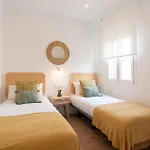 Capitan Huelin & Centric By Ele Apartments