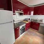 A 5 Min Estacion De Tren- Patio-Parking Y Playa