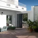 Apartamentos Turísticos La Mundial
