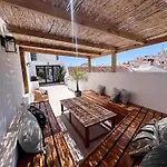 Renovated Cinema Town House In Comares