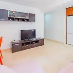 Cubo\'S Tejares Malaga Apartment