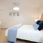 C66 Lovely 2 Bdr With Terrace Close To The Beach