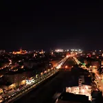 -Malagasunapts-Urbansky Crazy Views