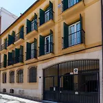 Apartment & Pool In Malaga City Center
