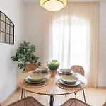 Apartment & Pool In Malaga City Center