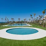 1º Linea De Playa Con Piscina Panoramica & Parking