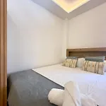 Irreverents Suites