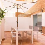 Charming Apartment Malagas Moon