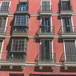 Centrico Apartamento En Calle Carreteria - Malaga