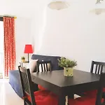 Centrico Apartamento En Calle Carreteria - Malaga