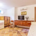 Beautiful home in Málaga w/ WiFi, Heated swimming pool&Outdoor swimming pool