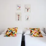 Atarazanas River Road Apartment