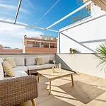 Pineapple Arriola Penthouse