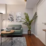 Cathedral Suites - City Center Apartment