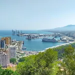 Beautiful apartment in Málaga with WiFi&3 Bedrooms